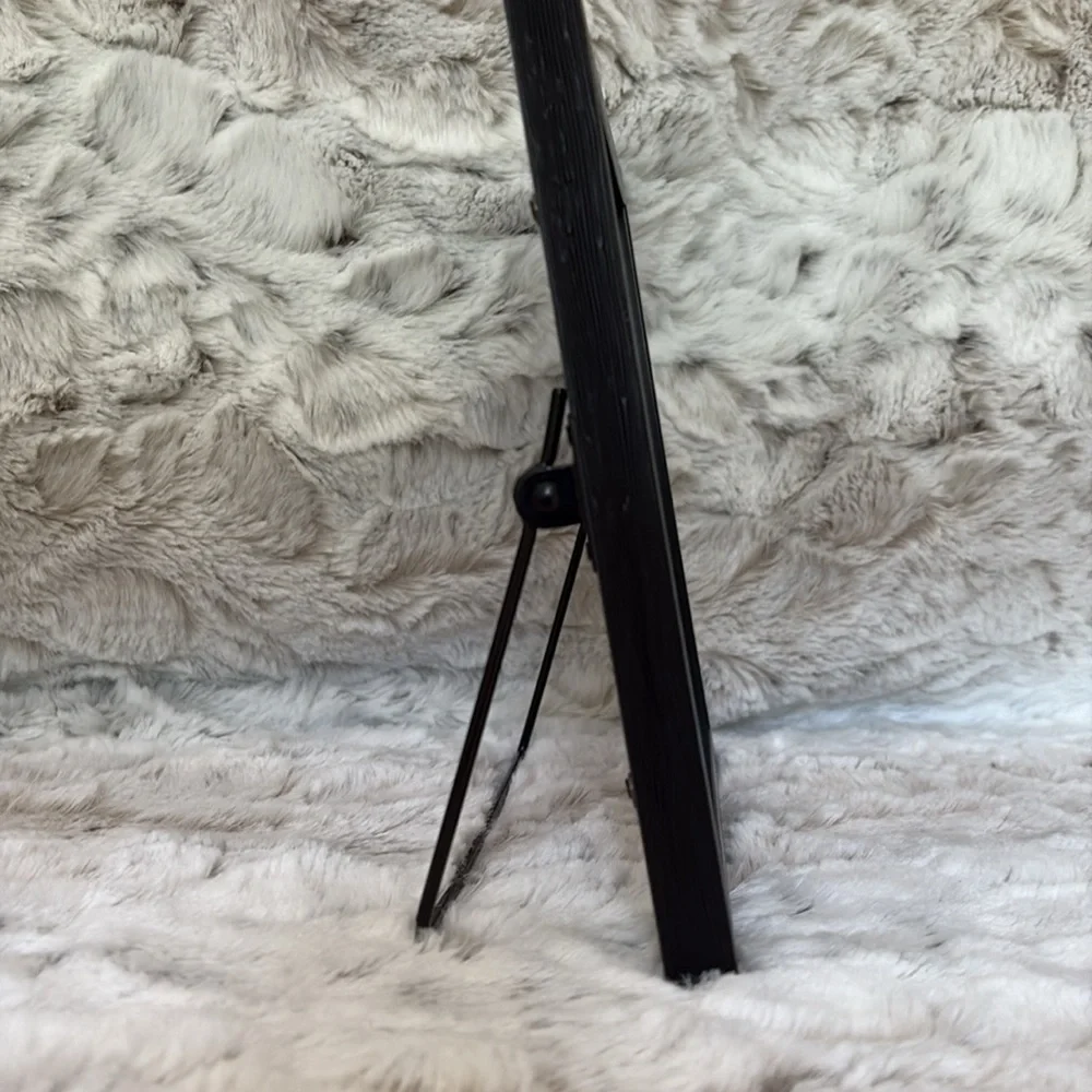 Black Double Glass Frame.